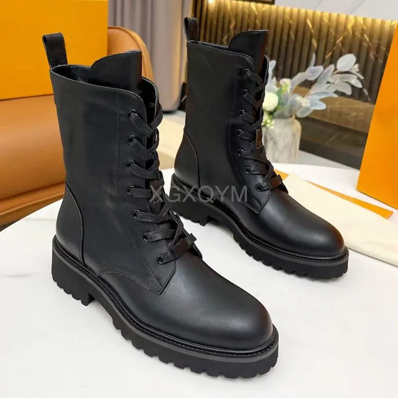 Luxury Brand Women's Boots Round Toe Genuine Leather Lace Up High Top Martin Boots Fashion Modern Boots Women Shoes Size 35-41 
Luxury Brand Women's Boots Round Toe Genuine Leather Lace Up High Top Martin Boots Fashion Modern Boots Women Shoes Size 35-41