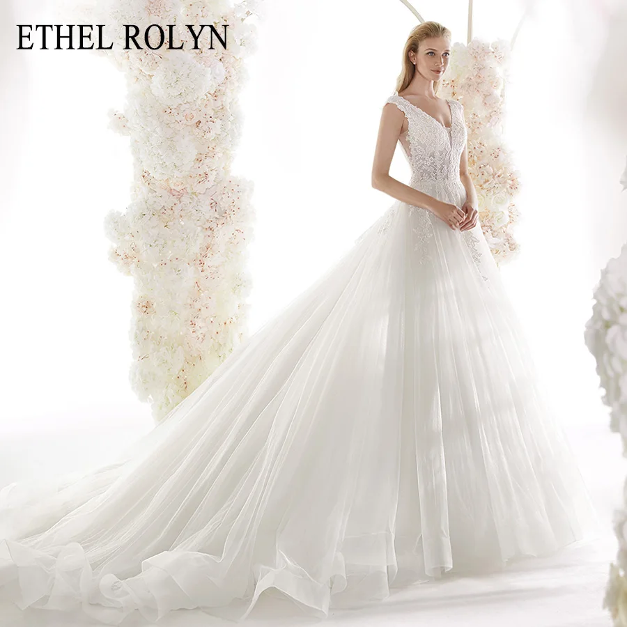ETHEL ROLYN V-neck Sexy Backless Princess Wedding Dress 2020 Romantic Bridal Dress Lace Appliques Wedding Gowns Vestido De Noiva
ETHEL ROLYN V-neck Sexy Backless Princess Wedding Dress 2020 Romantic Bridal Dress Lace Appliques Wedding Gowns Vestido De Noiva