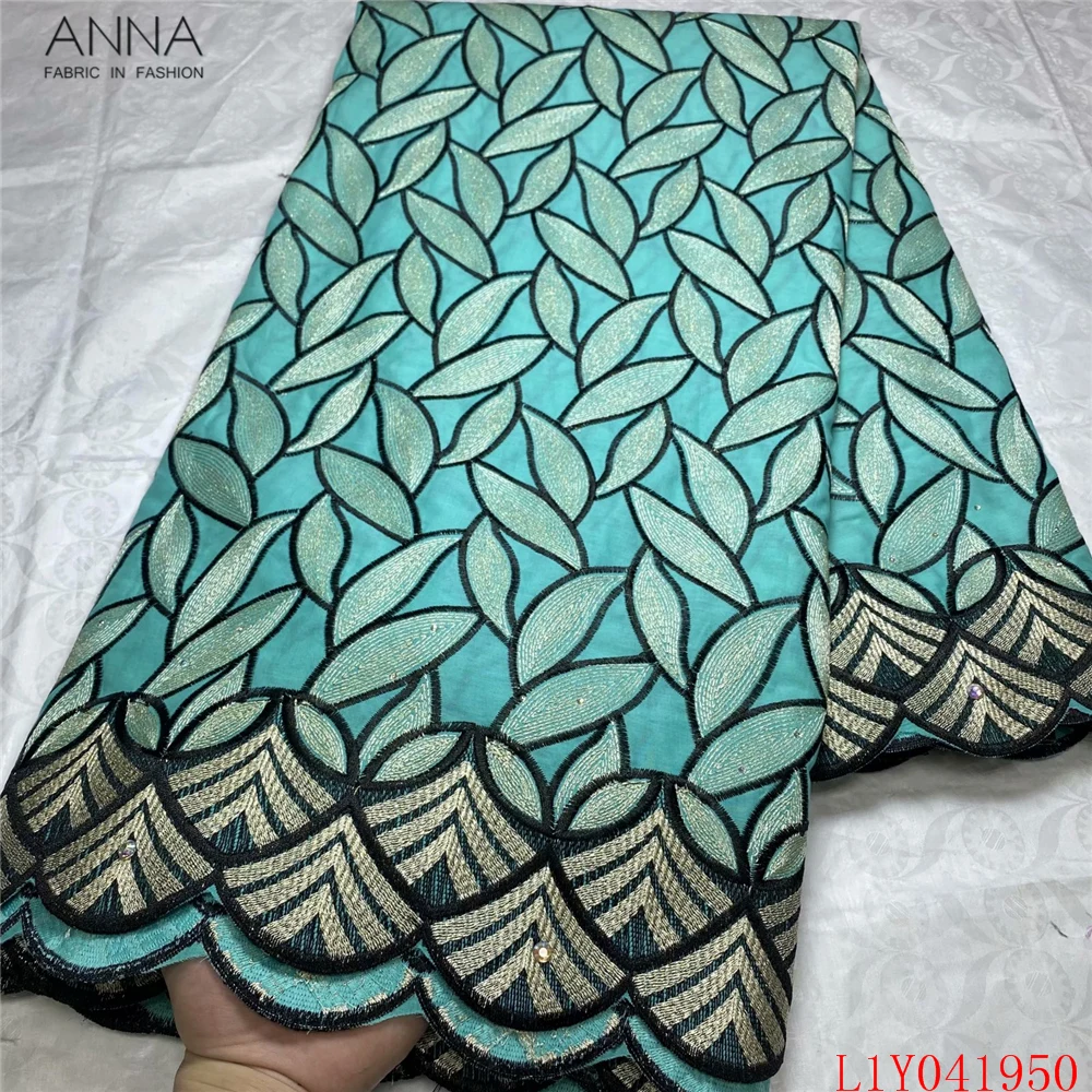 Anna embroidery nigerian dry lace water-soluble 2021 popular swiss voile with rhinestones and stones fabrics 5 yards a piece
Anna embroidery nigerian dry lace water-soluble 2021 popular swiss voile with rhinestones and stones fabrics 5 yards a piece