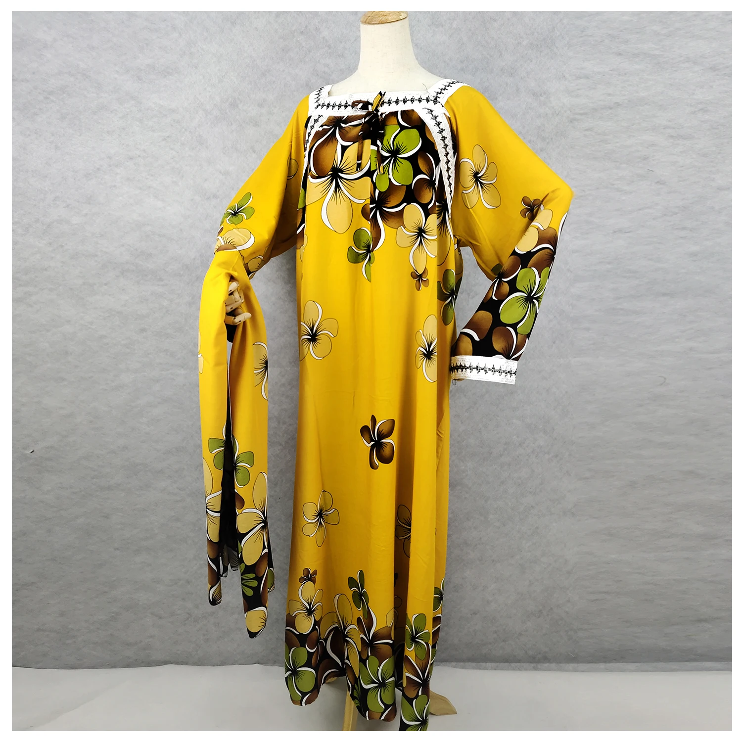 2021 Plus Size African Clothes Women Maxi Dress Africa Vintage Hijab Scarf Print Abaya Boubou Africa Femme Vestidos 2 Pieces
2021 Plus Size African Clothes Women Maxi Dress Africa Vintage Hijab Scarf Print Abaya Boubou Africa Femme Vestidos 2 Pieces