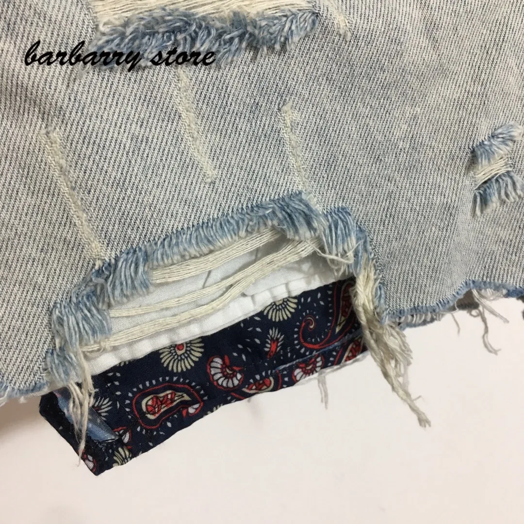 2021 luxury brand splicing denim women's shorts fashion sexy hole personalized hot pants high waist casual versatile a-pants
2021 luxury brand splicing denim women's shorts fashion sexy hole personalized hot pants high waist casual versatile a-pants