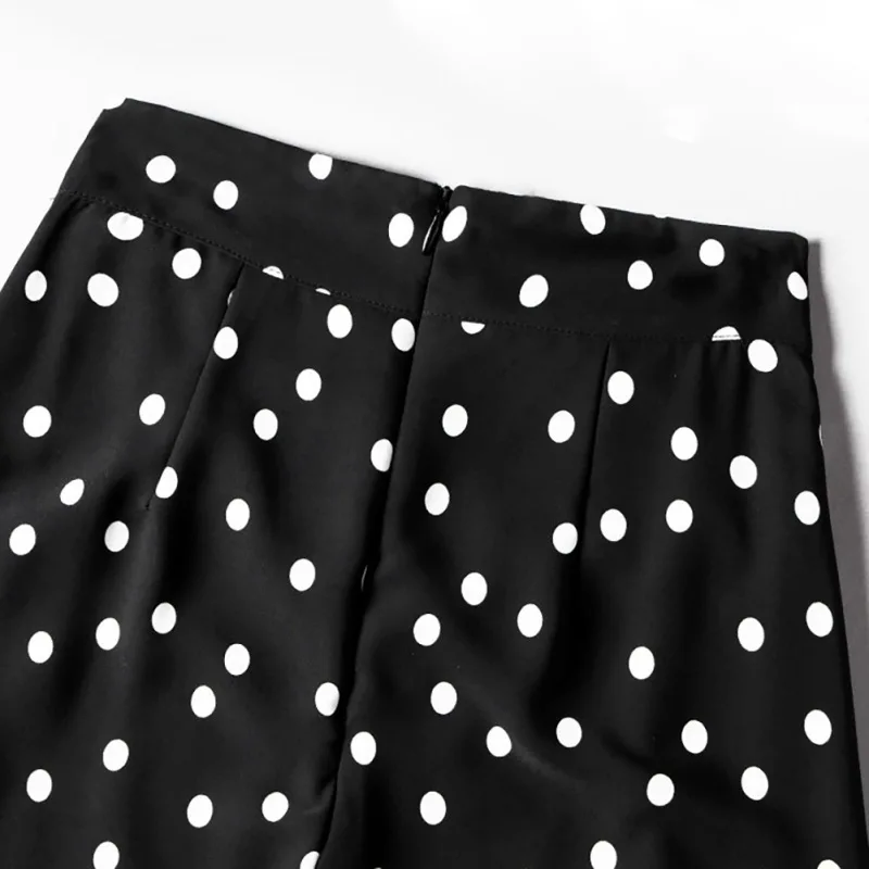 Fashion Dot Print Skirts Trendy Black High Waist A-line Skirt Comfy Casual Skirt For Women
Fashion Dot Print Skirts Trendy Black High Waist A-line Skirt Comfy Casual Skirt For Women