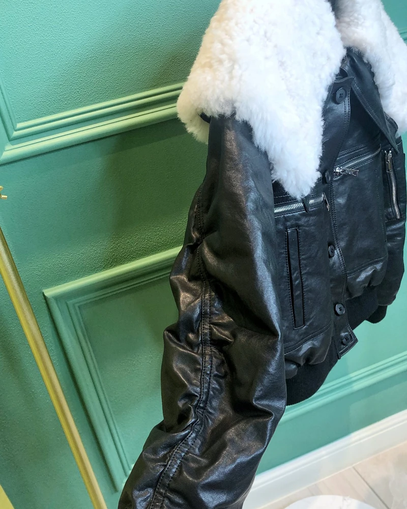 Coat Winter High Women Quality Casual Short Genuine Leather Jacket Natural Real Fur Collar 90% White Duck Down Fillers + FN0089
Coat Winter High Women Quality Casual Short Genuine Leather Jacket Natural Real Fur Collar 90% White Duck Down Fillers + FN0089