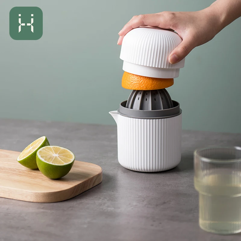 Portable Manual Juicer Cup Fruit Blender Convenient Lemon Squeezer Bidirectional Orange Watermelon Press Juice Kitchen Tools
Portable Manual Juicer Cup Fruit Blender Convenient Lemon Squeezer Bidirectional Orange Watermelon Press Juice Kitchen Tools