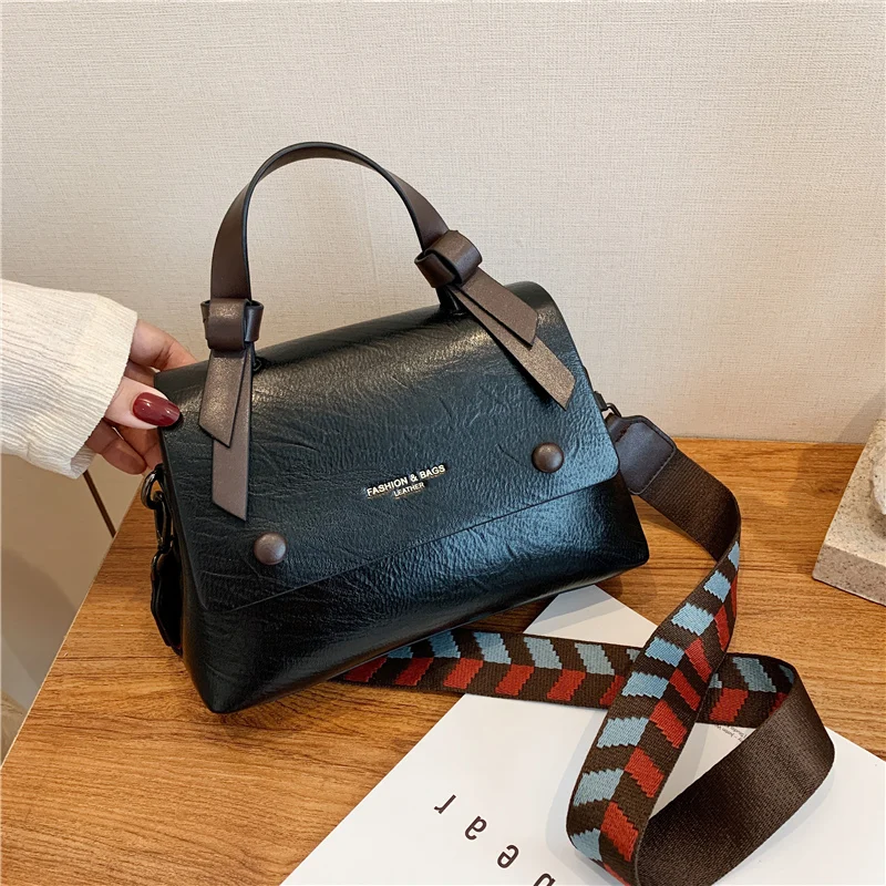 Handbags for Women 2020 Summer new handbag Korean fashion one-shoulder bag personalized broadband women cross-body bag trend
Handbags for Women 2020 Summer new handbag Korean fashion one-shoulder bag personalized broadband women cross-body bag trend