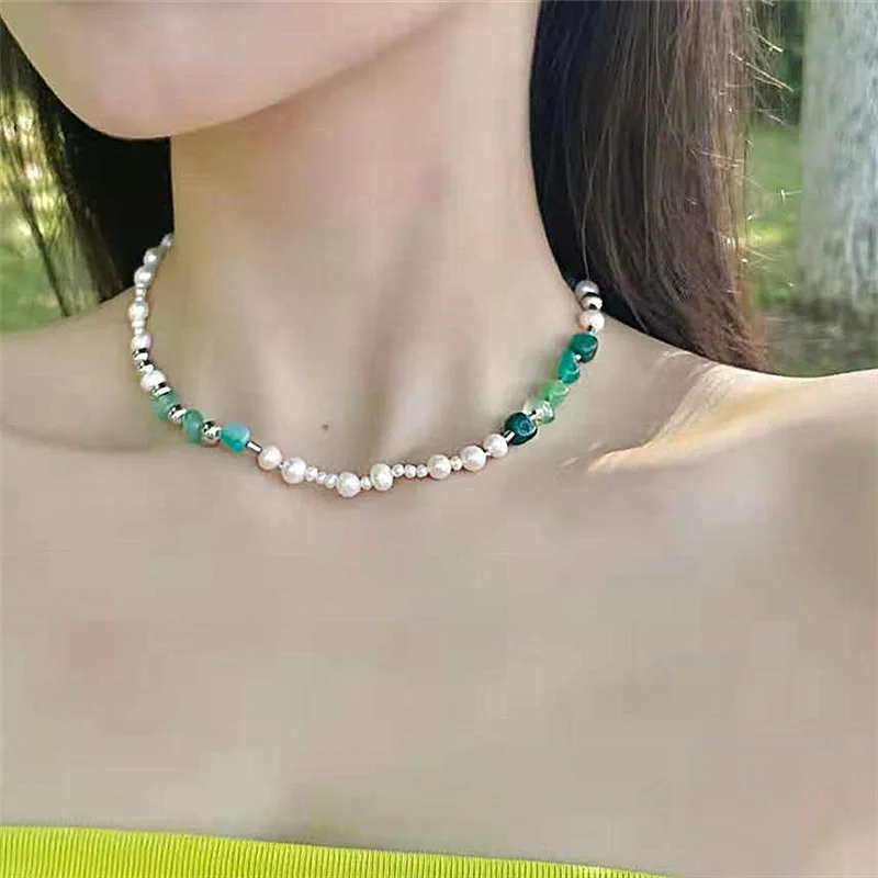 Temperament Irregular Genuine Pearl Beaded Necklace for Women Ladies Green Color Natural Stone Chokers Necklace Chic Accessories
Temperament Irregular Genuine Pearl Beaded Necklace for Women Ladies Green Color Natural Stone Chokers Necklace Chic Accessories