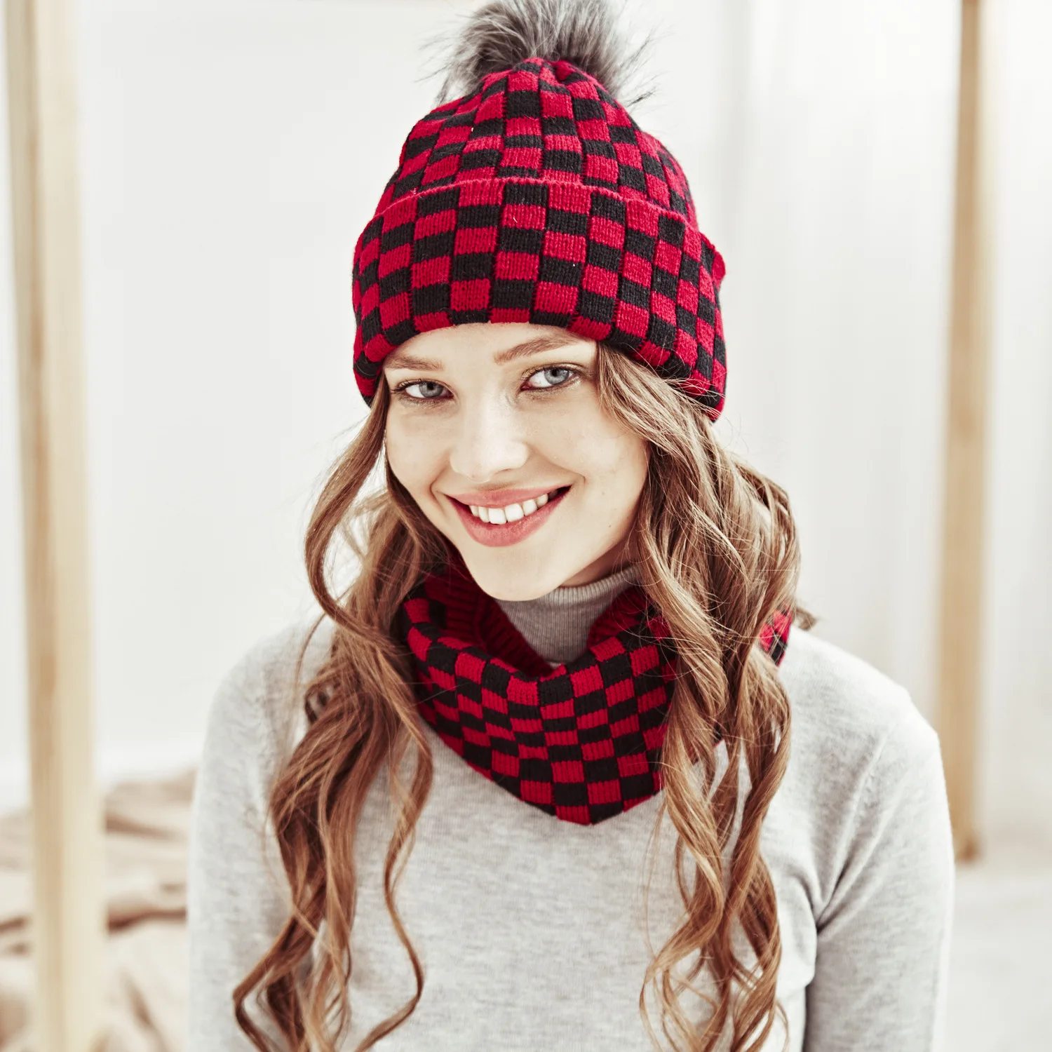 2021Warm Beanies Hat For Women Winter Hat Bib Set Hats Scarf Winter Caps Knitted Cap Fashion Winter bonnet Scarf Set For Girl
2021Warm Beanies Hat For Women Winter Hat Bib Set Hats Scarf Winter Caps Knitted Cap Fashion Winter bonnet Scarf Set For Girl