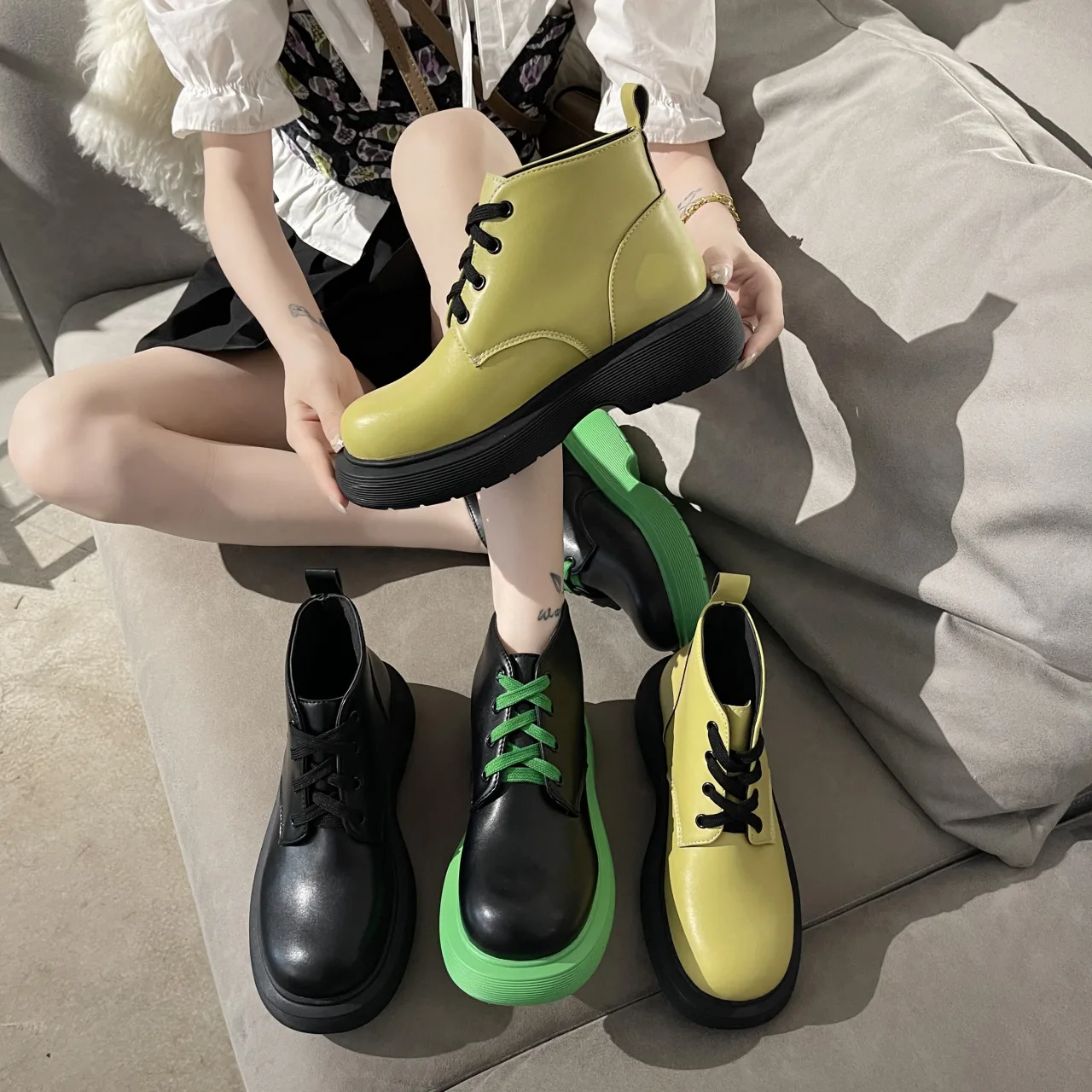 New Chunky Boots Fashion Platform Women Ankle Female Sole Pouch Ankle Botas Mujer Round Toe Slip-On Botas Altas Mujerdt5
New Chunky Boots Fashion Platform Women Ankle Female Sole Pouch Ankle Botas Mujer Round Toe Slip-On Botas Altas Mujerdt5