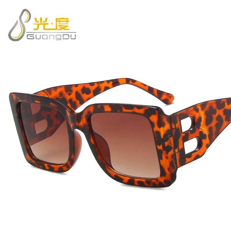 unisex logo sunglasses women men 2020 uv400 big rectangle shades for women trendy oversized oculos de sol feminino
unisex logo sunglasses women men 2020 uv400 big rectangle shades for women trendy oversized oculos de sol feminino