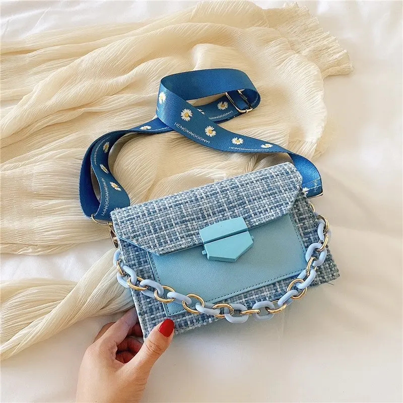 Solid Color Chain Small PU Leather Crossbody Bags For Women 2021 Summer Shoulder Cross Body Bag Ladies Handbags Daily Square Bag
Solid Color Chain Small PU Leather Crossbody Bags For Women 2021 Summer Shoulder Cross Body Bag Ladies Handbags Daily Square Bag