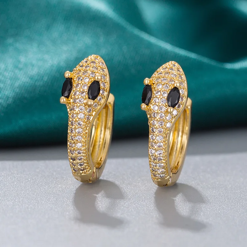 Fashion simple zircon earrings snake-shaped earrings female ear clips micro-inlaid wild earrings hot sale
Fashion simple zircon earrings snake-shaped earrings female ear clips micro-inlaid wild earrings hot sale