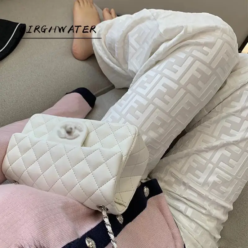 White Velvet wide leg pants for women's spring new Korean student loose and thin straight pants for floor dragging
White Velvet wide leg pants for women's spring new Korean student loose and thin straight pants for floor dragging