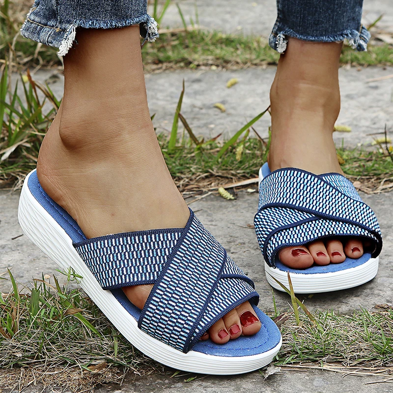 Women Slippers Fish Mouth Roman Slippers Platform Wedges Plus Size Beach Female Casual Shoes Fashion Mixed Colors Soft Slippers
Women Slippers Fish Mouth Roman Slippers Platform Wedges Plus Size Beach Female Casual Shoes Fashion Mixed Colors Soft Slippers