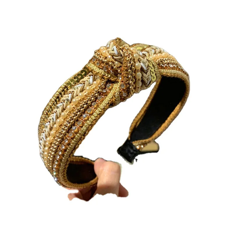 1PC New Fashion Hairband Women Fabric Hair Accessories Inlaid Diamond Headband For Ladies Knotted Wide Bezel Rhinestone Headwear
1PC New Fashion Hairband Women Fabric Hair Accessories Inlaid Diamond Headband For Ladies Knotted Wide Bezel Rhinestone Headwear