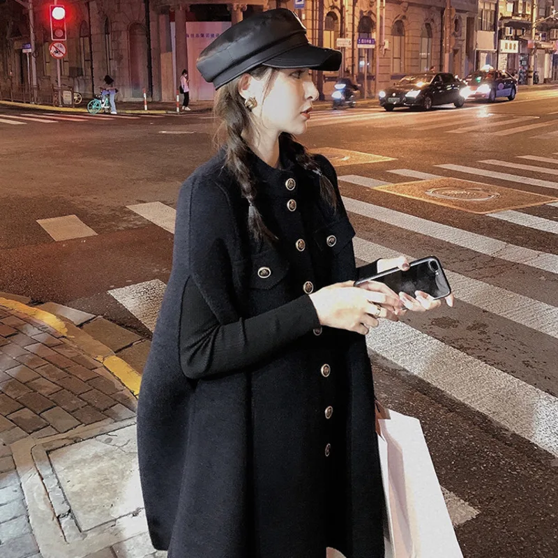 Black Cloak Coat Poncho Women Autumn Winter Mid-length Wind Woolen Outwear Cape Femme Hiver Buttons Cardigan Gothic Shawl Jacket
Black Cloak Coat Poncho Women Autumn Winter Mid-length Wind Woolen Outwear Cape Femme Hiver Buttons Cardigan Gothic Shawl Jacket