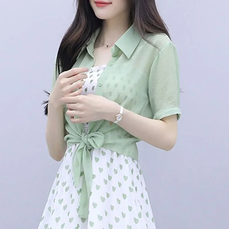 2021 Summer Retro Printed Dress and Short Sleeve Solid Color Blouse Women Two Piece Sets Fashion Female Sets Women Outfits X65
2021 Summer Retro Printed Dress and Short Sleeve Solid Color Blouse Women Two Piece Sets Fashion Female Sets Women Outfits X65