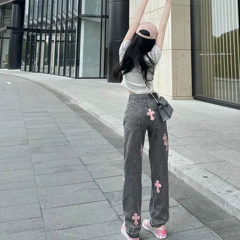 Streetwear Korean Fashion Cross Applique Jeans Woman High Waist Y2k Straight Baggy Pants Versatile Casual Grey Denim Trousers
Streetwear Korean Fashion Cross Applique Jeans Woman High Waist Y2k Straight Baggy Pants Versatile Casual Grey Denim Trousers