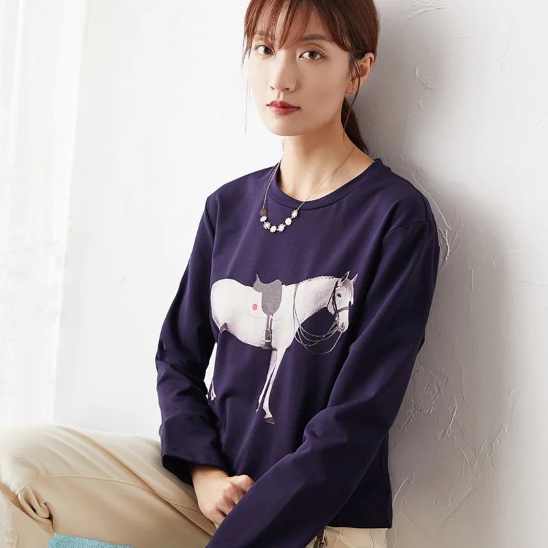 Свободная футболка с круглым вырезом, с принтом Серая лошадь 
Свободная футболка с круглым вырезом, с принтом Серая лошадь