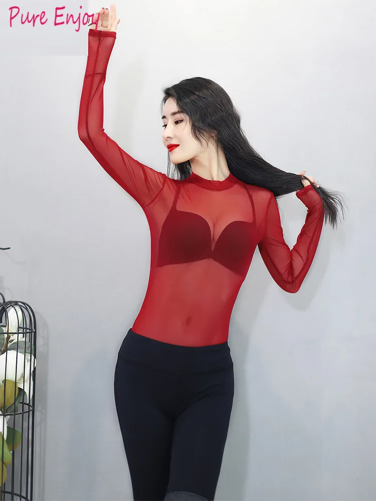 Sexy Mesh 4 colors Eastern Oriental Belly Dance Tops Shirt Costume for Women Bellydance Dancing Clothes Dancer Wear Clothing
Sexy Mesh 4 colors Eastern Oriental Belly Dance Tops Shirt Costume for Women Bellydance Dancing Clothes Dancer Wear Clothing