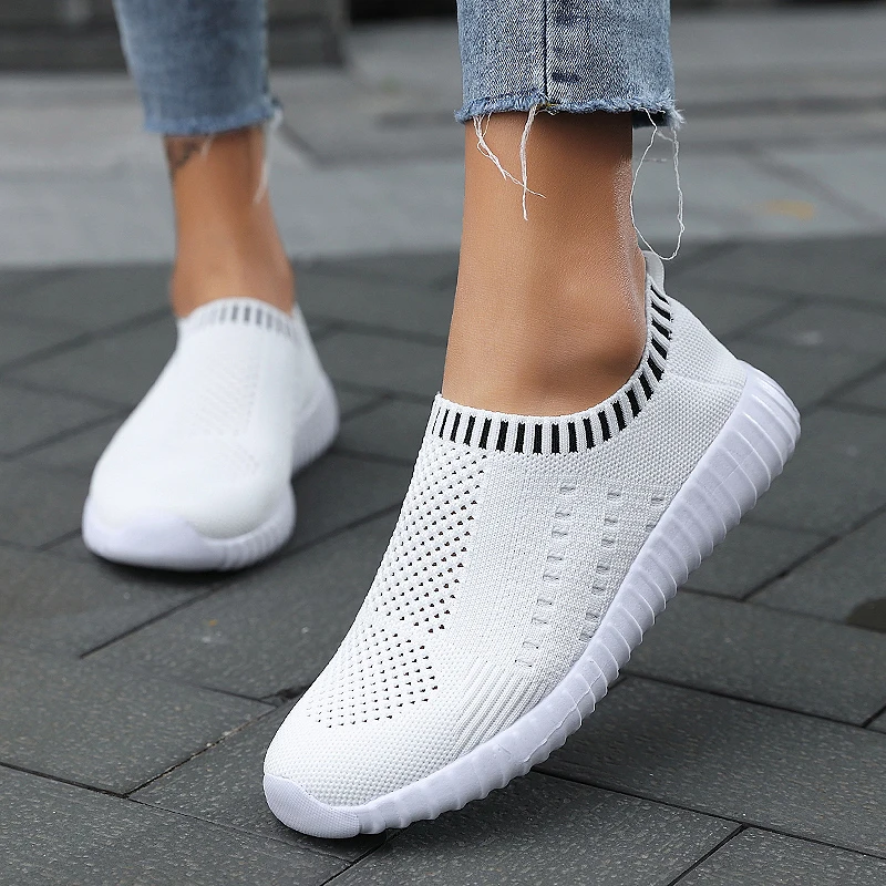 Women Vulcanized Shoe 2021 Round Toe Light Comfortable Breathable Casual Flats Women Sneakers Socks Shoes Plus
Women Vulcanized Shoe 2021 Round Toe Light Comfortable Breathable Casual Flats Women Sneakers Socks Shoes Plus