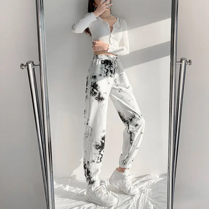 2021 new spring and summer tie dyeing female student trend versatile casual pants
2021 new spring and summer tie dyeing female student trend versatile casual pants