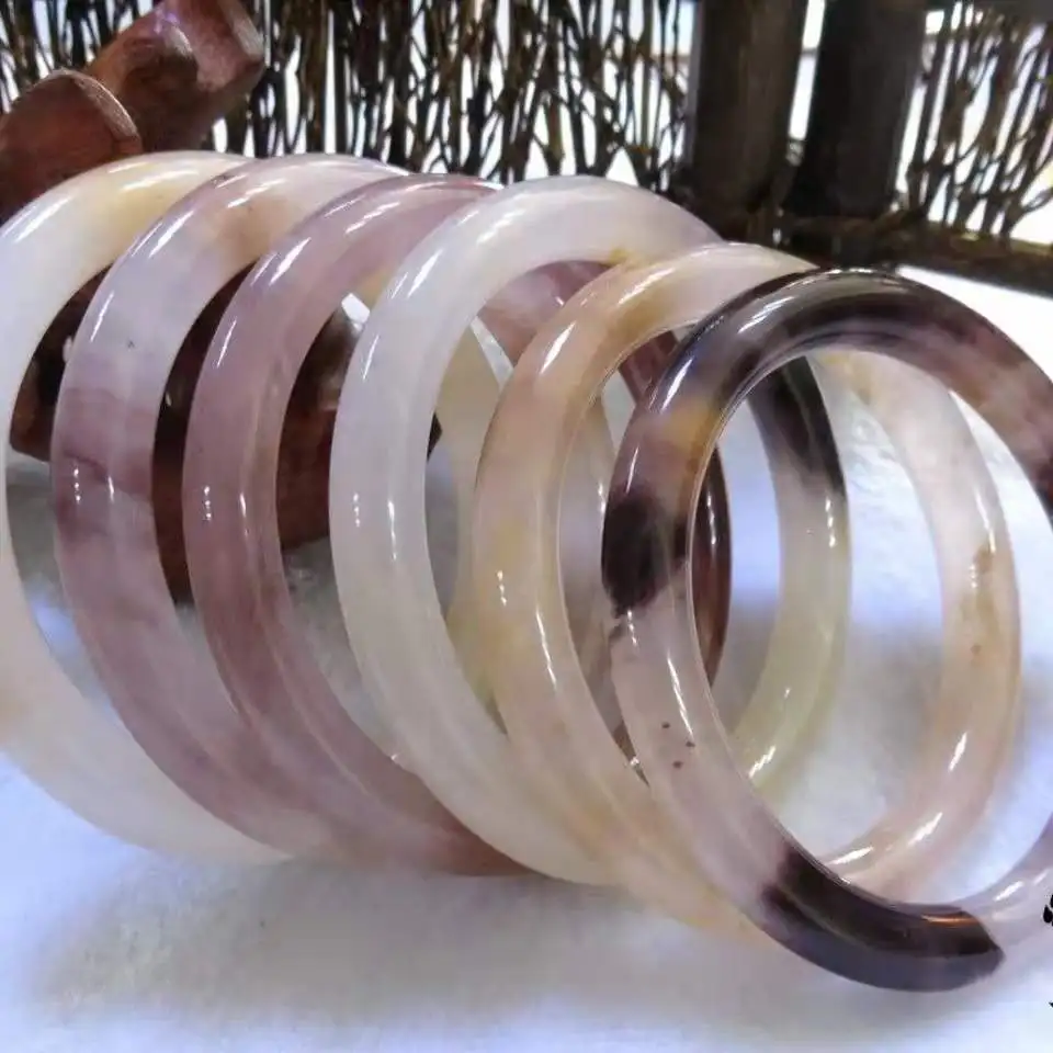 2021 100% natural Gold silk jade bracelet handcarved emerald jade bracelet women real jade bracelets jade jewelry gift bracelets
2021 100% natural Gold silk jade bracelet handcarved emerald jade bracelet women real jade bracelets jade jewelry gift bracelets