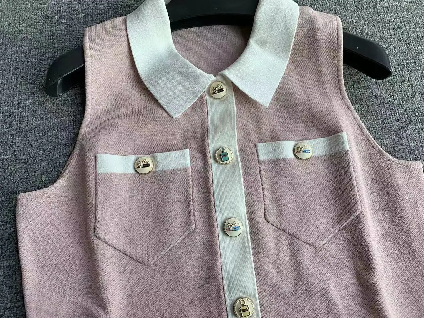 2021 spring and summer new women's fancy lapel single-breasted sleeveless slim dress MFPRO01820 dresses women
2021 spring and summer new women's fancy lapel single-breasted sleeveless slim dress MFPRO01820 dresses women