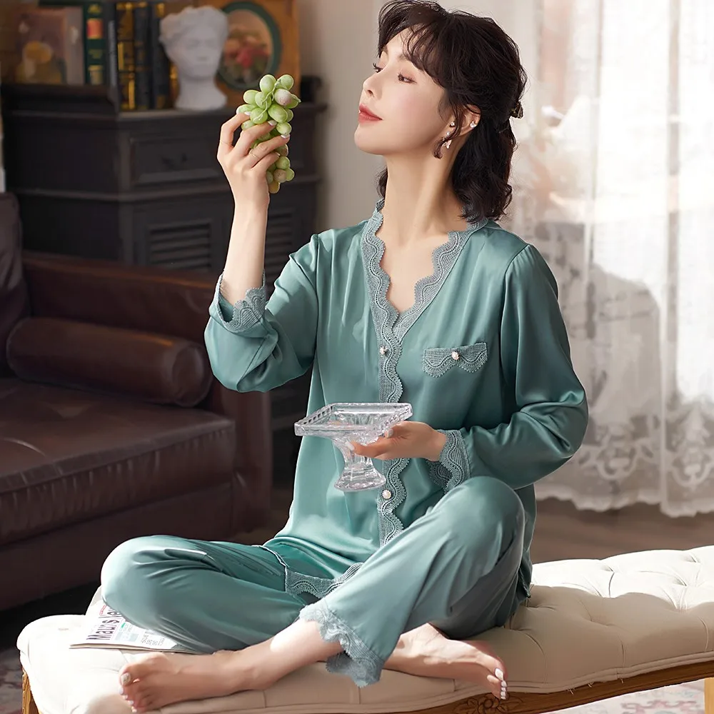 Casual Sleepwear Women Nightwear Satin 2PCS Pajamas Set Loose Shirt&Pants Lace Lingerie Lounge Wear Soft Home Clothes Pijamas
Casual Sleepwear Women Nightwear Satin 2PCS Pajamas Set Loose Shirt&Pants Lace Lingerie Lounge Wear Soft Home Clothes Pijamas