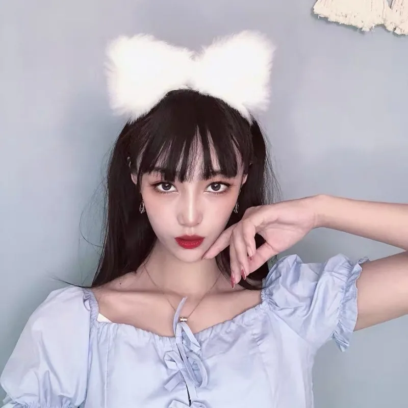 Korean Plush Cat Ear Hair Band Elegant Creative Black White Villus Maiden Cute Headgear Lady Daily Wear Sweet Hair Hoop Headwear
Korean Plush Cat Ear Hair Band Elegant Creative Black White Villus Maiden Cute Headgear Lady Daily Wear Sweet Hair Hoop Headwear