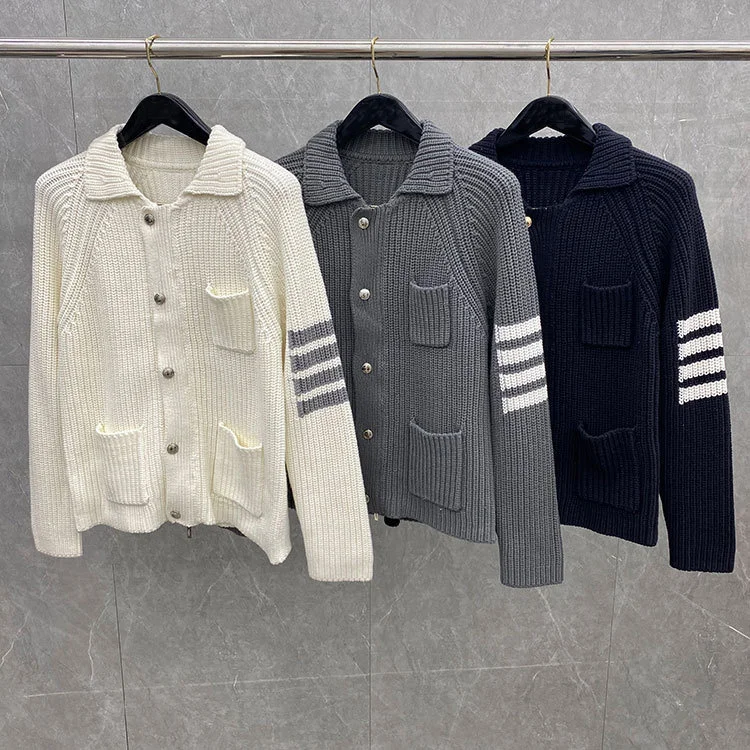 2021 Fashion Brand Sweater Women Turn Down Collar Cardigans Clothing Striped Wool Solid Zipper Thick Winter Casual Coat
2021 Fashion Brand Sweater Women Turn Down Collar Cardigans Clothing Striped Wool Solid Zipper Thick Winter Casual Coat