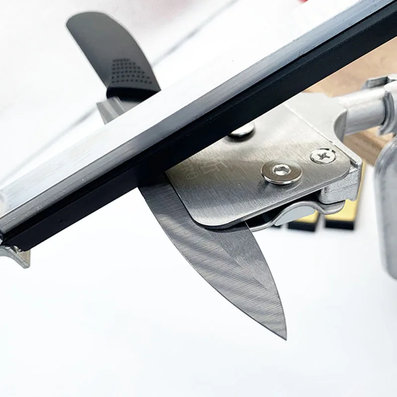 Ruixin professional aluminum alloy knife grinder system 360 degree cover constant angle knife grinder
Ruixin professional aluminum alloy knife grinder system 360 degree cover constant angle knife grinder