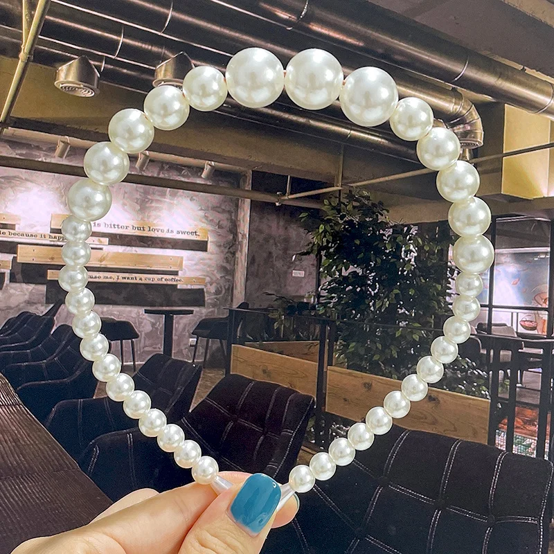 1/2pcs Set Handmade Pearl Hairbands for Women 2022 Hair Hoop White Crystal Bride Pearl Hairband Koran Hair Accessories Head Wear
1/2pcs Set Handmade Pearl Hairbands for Women 2022 Hair Hoop White Crystal Bride Pearl Hairband Koran Hair Accessories Head Wear