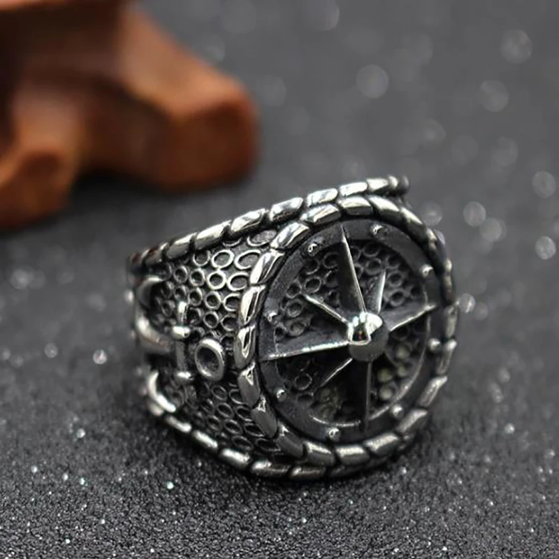 Man Jewelry Ring Vintage Style Men's Titanium Steel Ring Retro Stylish Rock Band Luxury Accessories
Man Jewelry Ring Vintage Style Men's Titanium Steel Ring Retro Stylish Rock Band Luxury Accessories