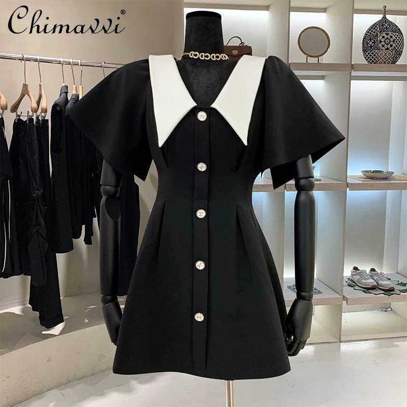 2021 Summer Women Short Sleeve Waist-slimming Single-Breasted A- Line Short Dress Peter Pan Collar Elegant Black Dress
2021 Summer Women Short Sleeve Waist-slimming Single-Breasted A- Line Short Dress Peter Pan Collar Elegant Black Dress