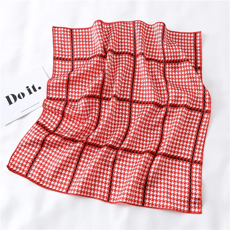 Fashion Women Silk Square Scarf Office Lady's Neck Scarfs Designer Print Foulard Female Hair Scarves Hand Kerchief
Fashion Women Silk Square Scarf Office Lady's Neck Scarfs Designer Print Foulard Female Hair Scarves Hand Kerchief