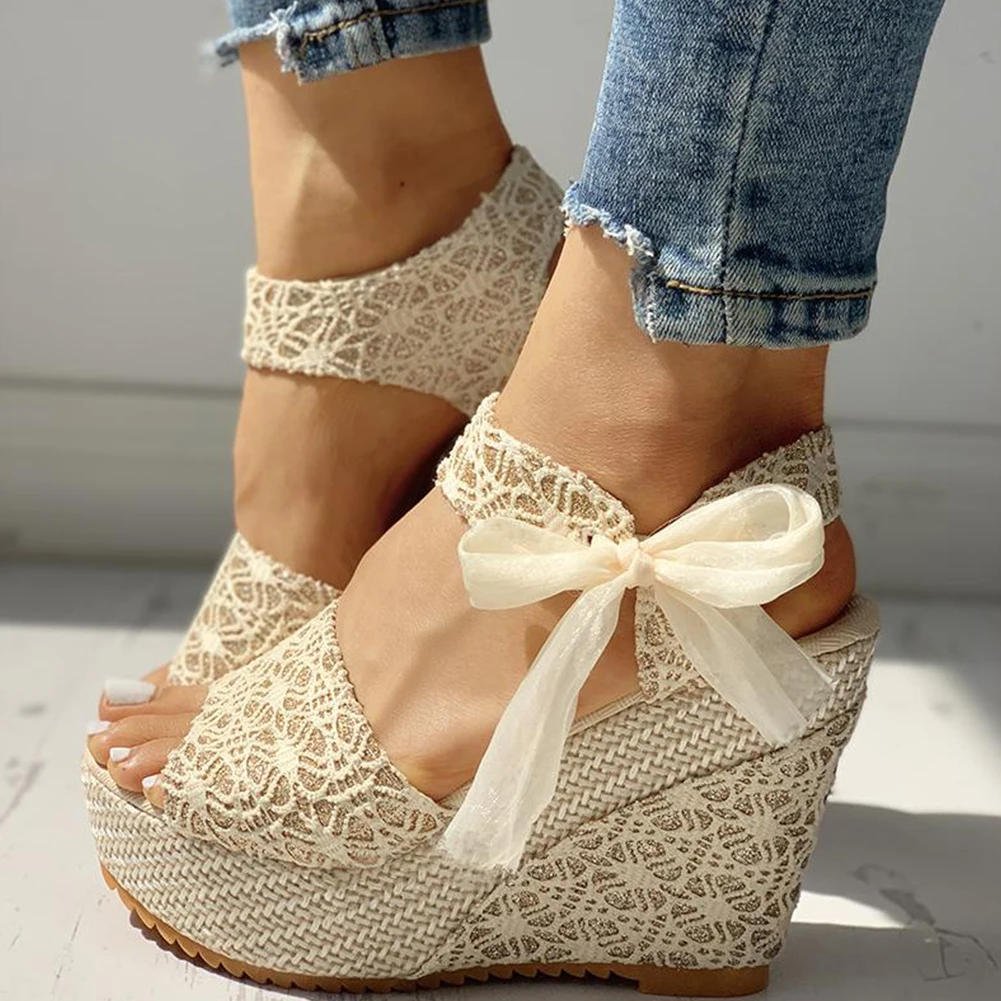 INS Hot Lace Leisure Women Wedges Heeled Women Shoes 2021 Summer Sandals Party Platform High Heels Shoes Woman
INS Hot Lace Leisure Women Wedges Heeled Women Shoes 2021 Summer Sandals Party Platform High Heels Shoes Woman