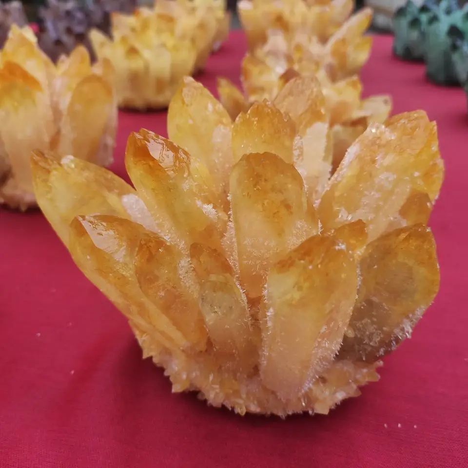 1pcs Natural Yellow Ghost Phantom Quartz Crystal Cluster Healing Specimen home decoration office living room crystal decora
1pcs Natural Yellow Ghost Phantom Quartz Crystal Cluster Healing Specimen home decoration office living room crystal decora