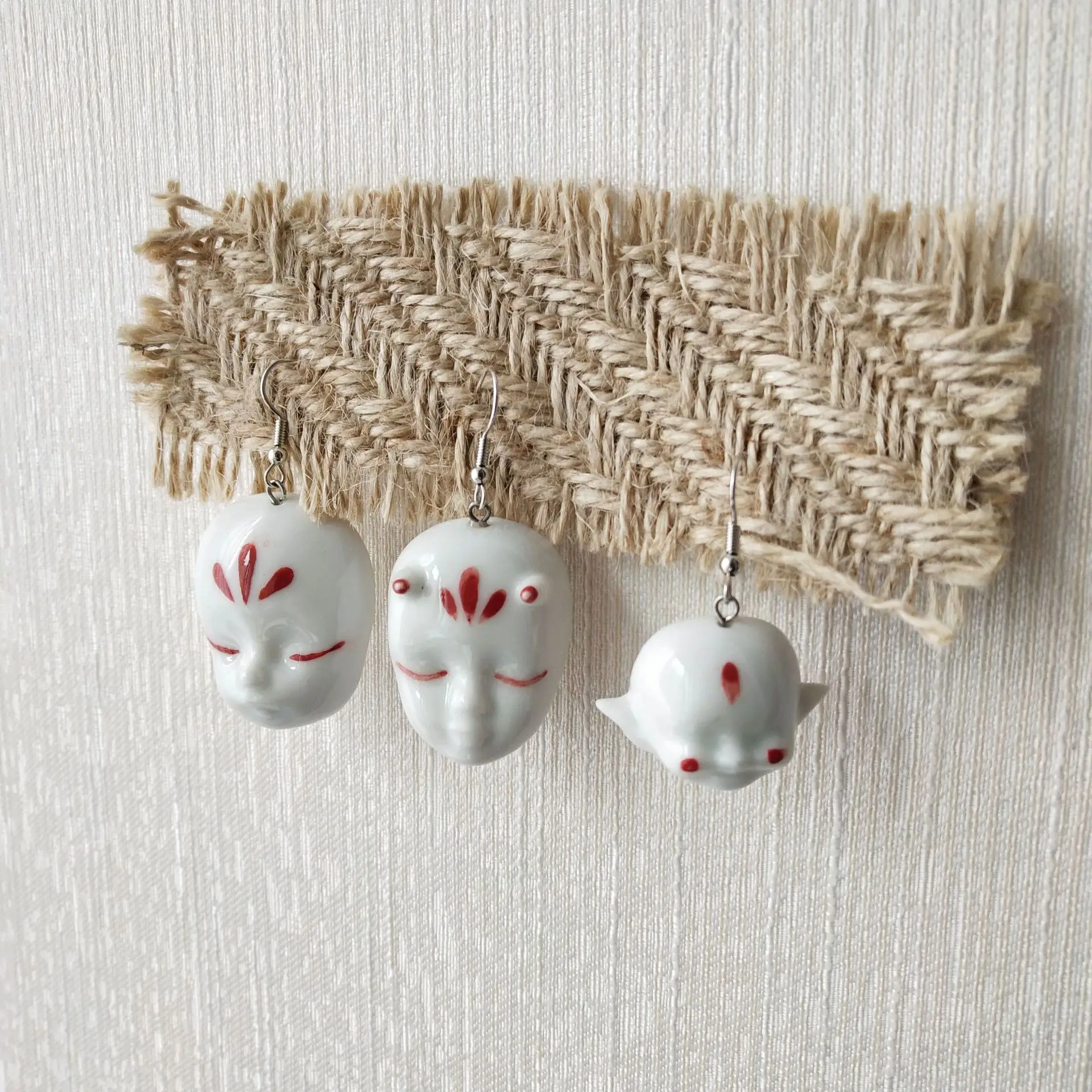 SNCSDK 2020 NEW Niche Design Long Ceramic Exaggerated Retro Natural Ghost Ear Clip Women's Dangle Earrings Creative Accessories
SNCSDK 2020 NEW Niche Design Long Ceramic Exaggerated Retro Natural Ghost Ear Clip Women's Dangle Earrings Creative Accessories
