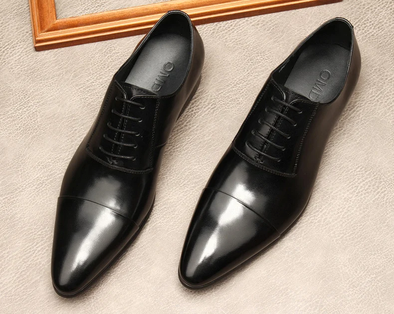 Men's Shoes
Men's Shoes