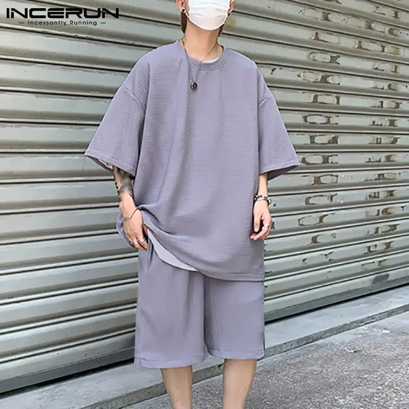 Мужской повседневный костюм INCERUN, Однотонная футболка с круглым вырезом, коротким рукавом и шорты, мешковатая уличная одежда, 2021
Мужской повседневный костюм INCERUN, Однотонная футболка с круглым вырезом, коротким рукавом и шорты, мешковатая уличная одежда, 2021