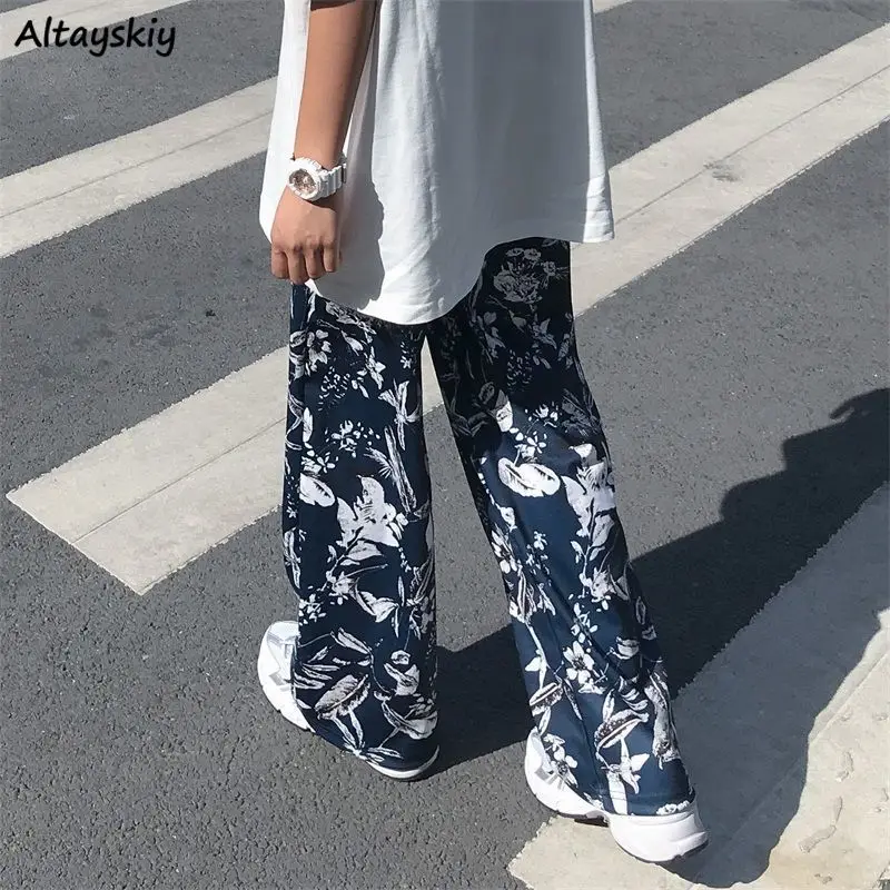 Женские широкие брюки с цветочным принтом, яркие синие мягкие мешковатые летние брюки, длинные женские Капри с высокой талией в стиле ретро,... 
Женские широкие брюки с цветочным принтом, яркие синие мягкие мешковатые летние брюки, длинные женские Капри с высокой талией в стиле ретро,...