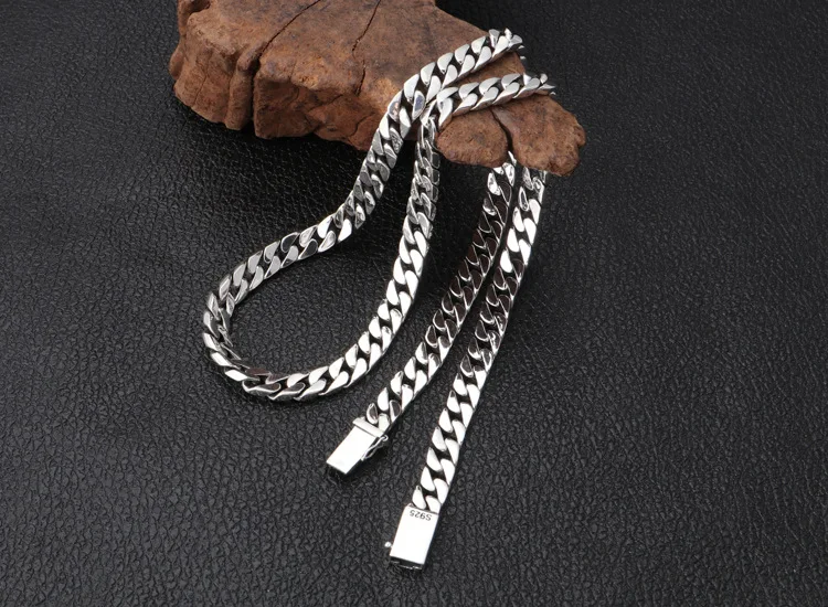 Genuine100%S925 sterling silver jewelry, simple popular Thai vintage silver 8mm men and women necklace
Genuine100%S925 sterling silver jewelry, simple popular Thai vintage silver 8mm men and women necklace