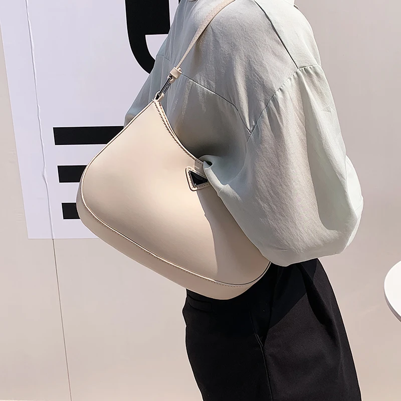 Simple Small PU Leather Underarm Shoulder Bags for Women 2021 Summer Handbags Female Fashion Brand Travel Totes
Simple Small PU Leather Underarm Shoulder Bags for Women 2021 Summer Handbags Female Fashion Brand Travel Totes
