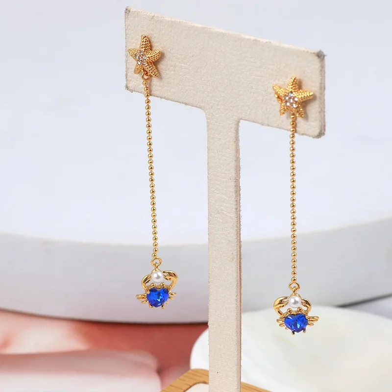 European and American Simple Three-Dimensional Starfish Crab Inlaid Heart Shape Rhinestone Earrings
European and American Simple Three-Dimensional Starfish Crab Inlaid Heart Shape Rhinestone Earrings