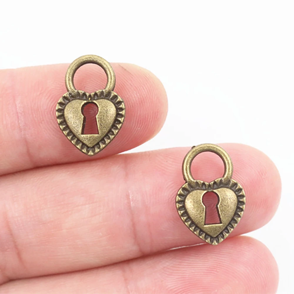 17x11mm 20pcs Antique Silver Plated and Bronze Plated Heart Lock Charms Pendant:DIY for bracelet necklace
17x11mm 20pcs Antique Silver Plated and Bronze Plated Heart Lock Charms Pendant:DIY for bracelet necklace