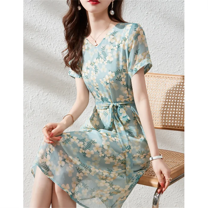 Chiffon Loose Women's Dress New Fashion Casual Short Sleeve Dresses Mid-length Summer Flower Print Belt V-neck Houthion
Chiffon Loose Women's Dress New Fashion Casual Short Sleeve Dresses Mid-length Summer Flower Print Belt V-neck Houthion