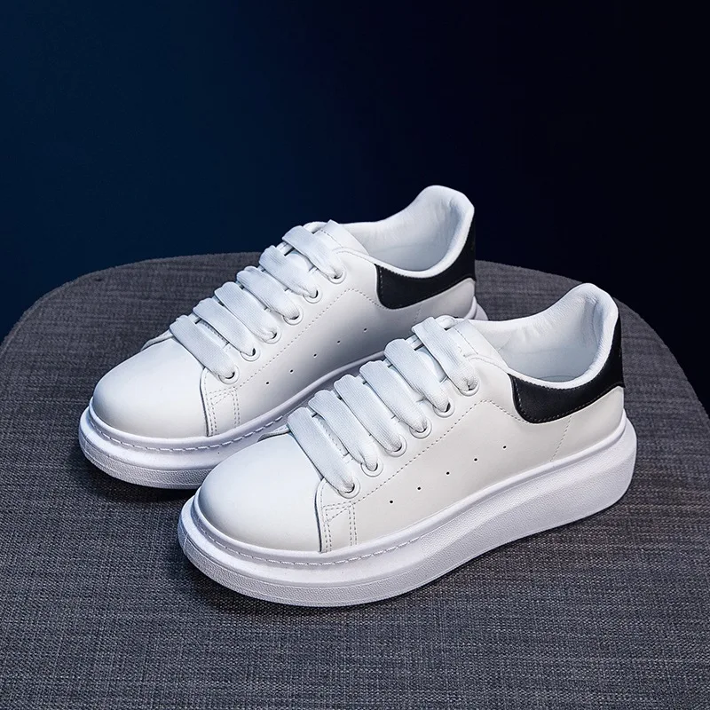 Hot White Women Shoes High quality PU Leather Fashion Platform Vulcanize Casual Sneakers Size 35-40 Female Running Sport Flats
Hot White Women Shoes High quality PU Leather Fashion Platform Vulcanize Casual Sneakers Size 35-40 Female Running Sport Flats