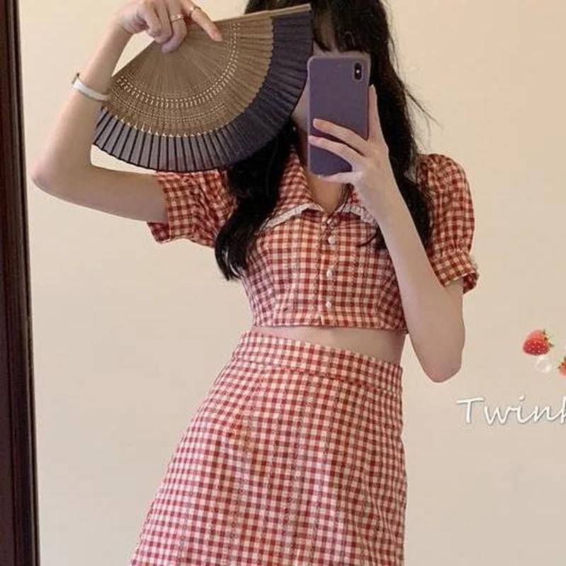 Women Sets Plaid Sweet Cute Summer Retro Princess Sleeve Single Breasted Shirts Crop Tops Outfit Ruched A-line Mini Skirts Chic
Women Sets Plaid Sweet Cute Summer Retro Princess Sleeve Single Breasted Shirts Crop Tops Outfit Ruched A-line Mini Skirts Chic
