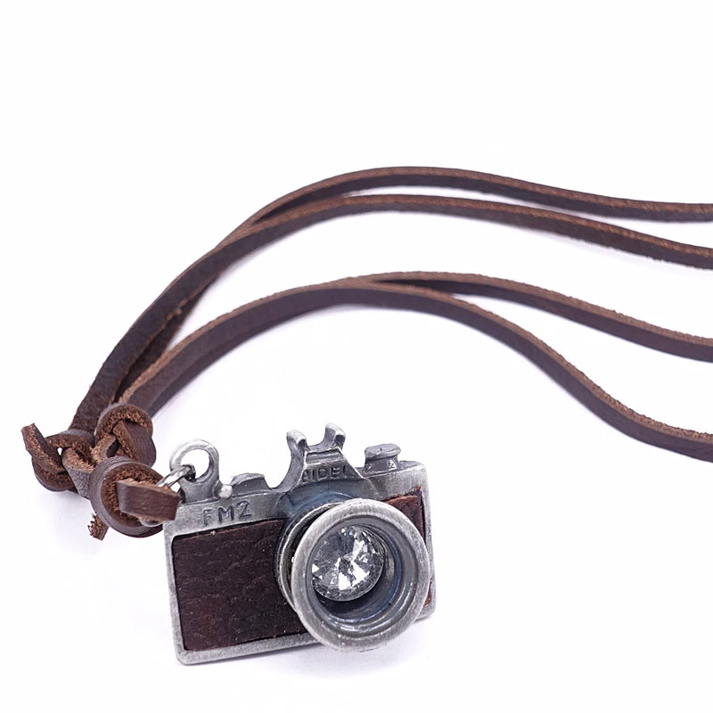 NIUYITID 100% Genuine Leather Necklace For Men Women Adjustable Rope Chain Retro Statement Pendant Neckless Jewellry
NIUYITID 100% Genuine Leather Necklace For Men Women Adjustable Rope Chain Retro Statement Pendant Neckless Jewellry