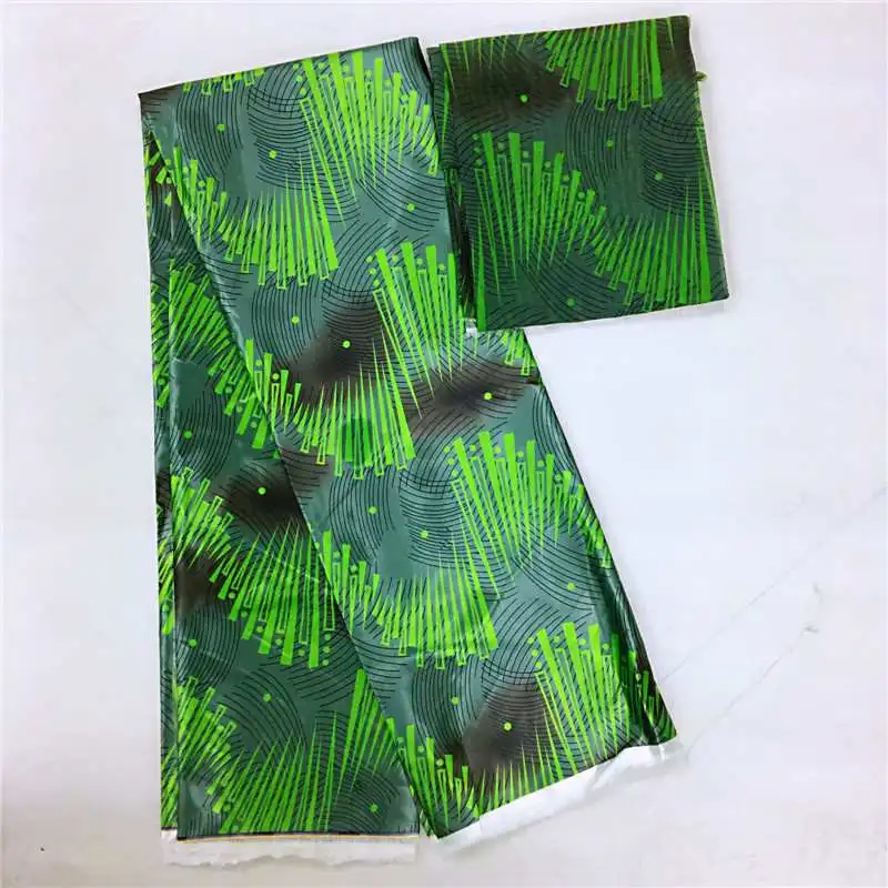 2019 new satin fabric soft silk fabric Wholesale african 4+2 yards material Soft ankara prints high quality for women dress 
2019 new satin fabric soft silk fabric Wholesale african 4+2 yards material Soft ankara prints high quality for women dress